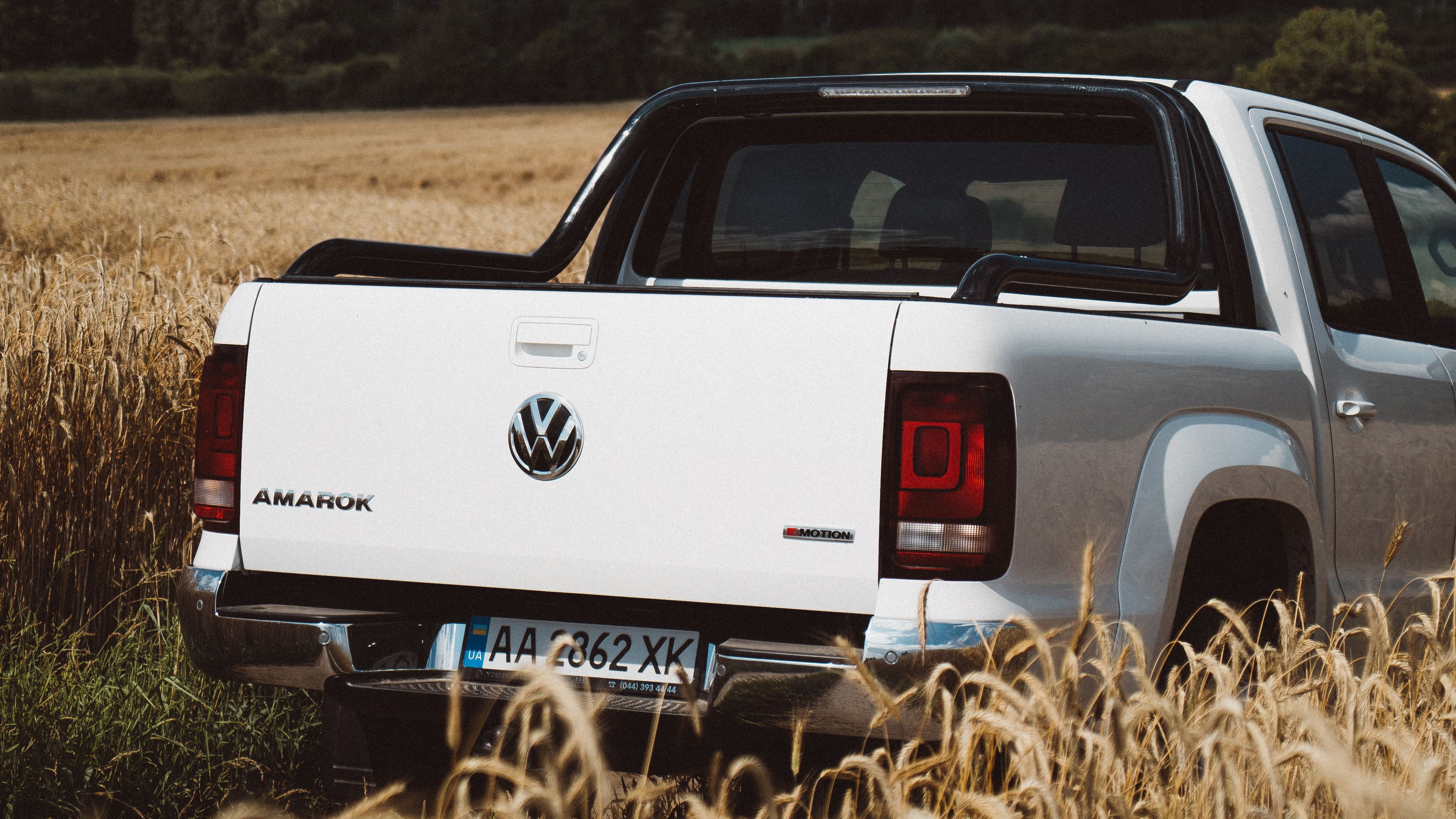 VW Caddy Transporter weiß