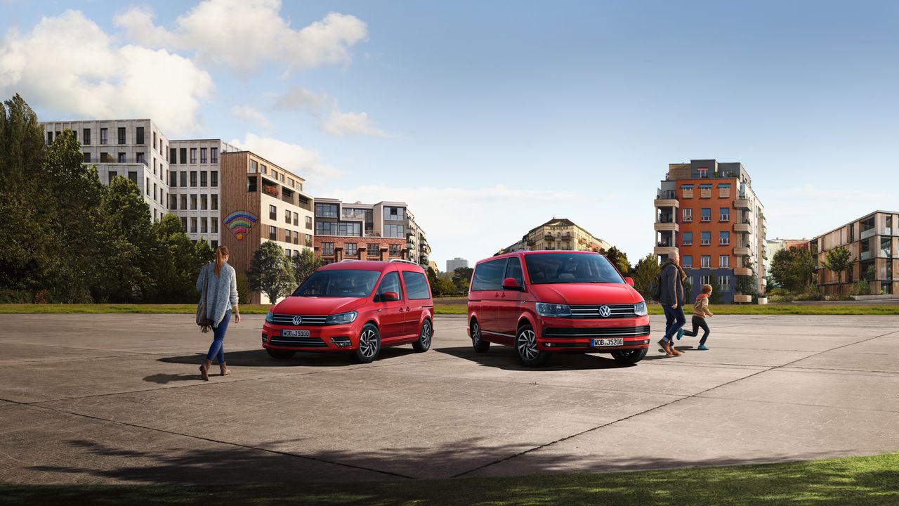 vw volkswagen frau kofferraum umwelt technik