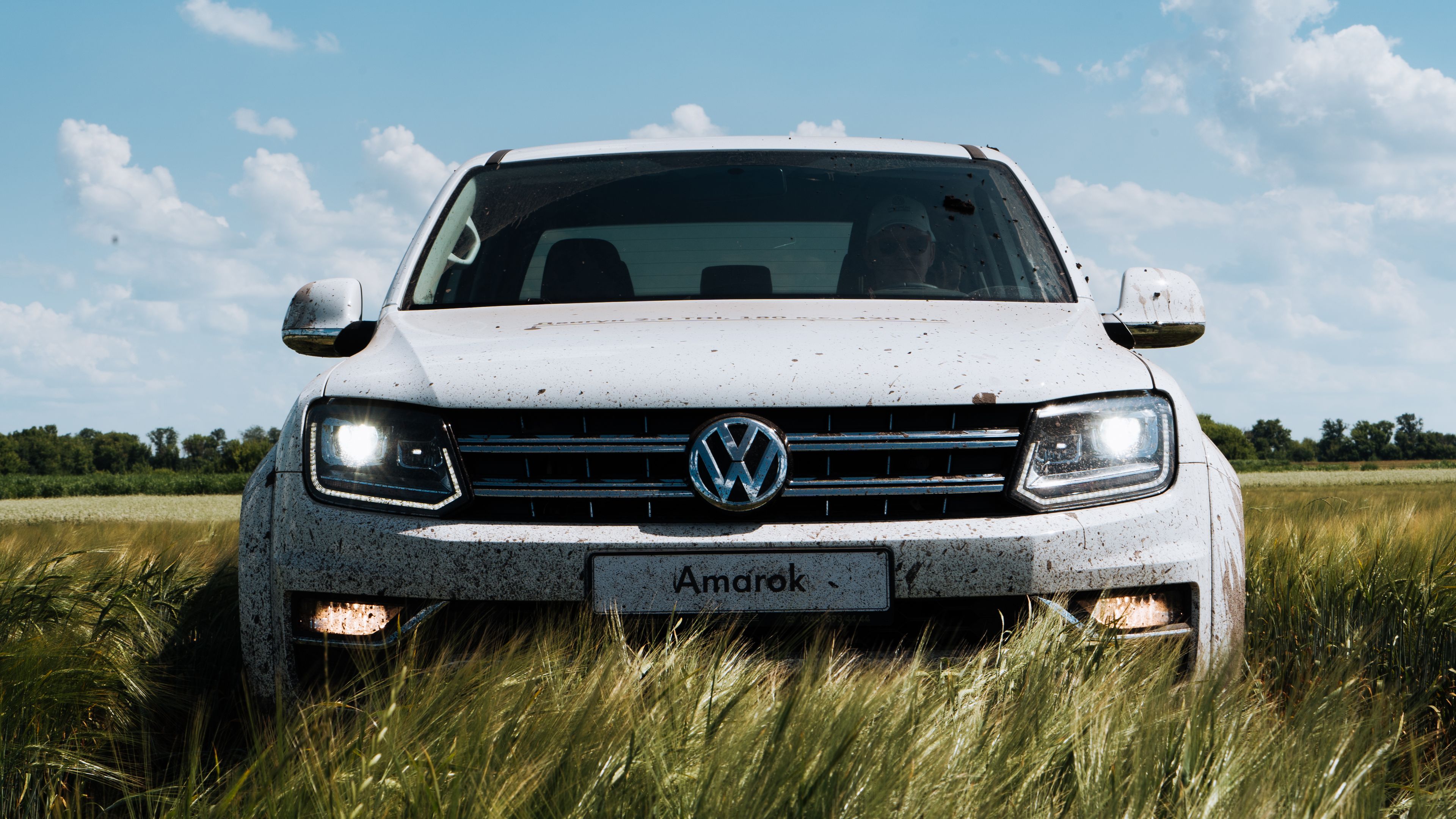 VW Caddy Transporter weiß